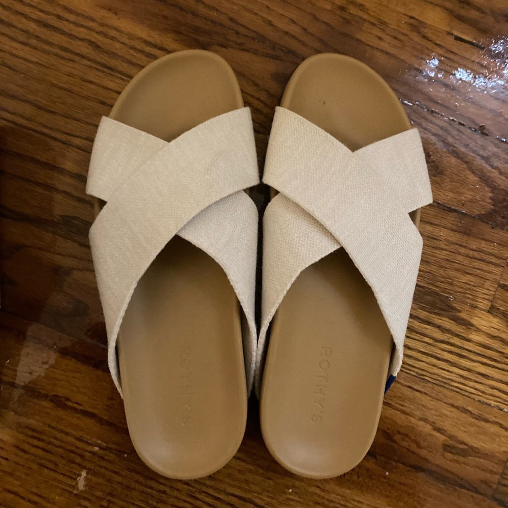 Rothy’s oat color the weekend  slides only worn once